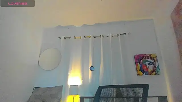 Snapshot of Sophie_sweett19 chatting on July 4, 3:35 am Sophie sweett19 online show from July 4, 3:35 am