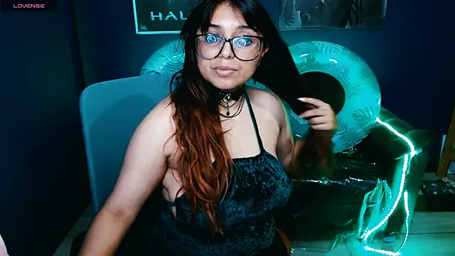 X CHERRY XX online show from February 2, 10:17 pm