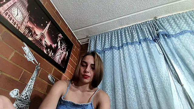 ValeriaLacrozee online show from March 2, 7:12 pm