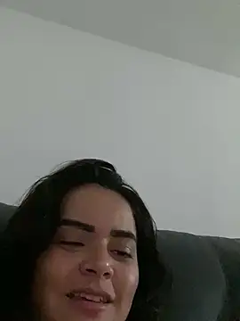 rebeccaareys online show from January 17, 1:36 am