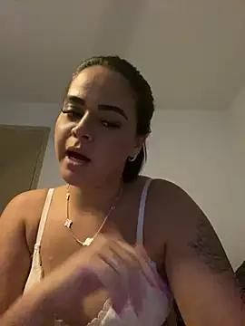 rebeccaareys online show from February 21, 10:04 pm