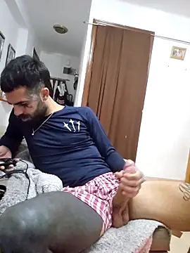 Snapshot of charlye_inkkkk chatting on February 7, 12:58 am charlye inkkkk online show from February 7, 12:58 am