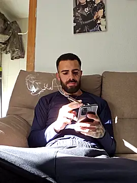 Snapshot of charlye_inkkkk chatting on February 17, 3:08 pm charlye inkkkk online show from February 17, 3:08 pm