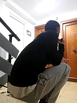 Snapshot of charlye_inkkkk chatting on March 2, 12:13 am charlye inkkkk online show from March 2, 12:13 am