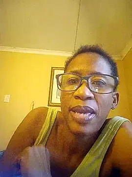 Snapshot of bustybillies chatting on January 19, 4:49 am bustybillies online show from January 19, 4:49 am