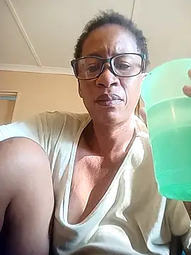 Snapshot of bustybillies chatting on February 20, 6:26 am bustybillies online show from February 20, 6:26 am