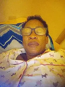 Snapshot of bustybillies chatting on March 9, 2:26 am bustybillies online show from March 9, 2:26 am