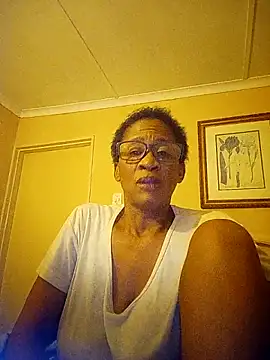 Snapshot of bustybillies chatting on March 19, 5:50 pm bustybillies online show from March 19, 5:50 pm