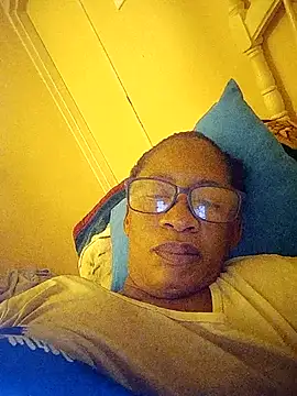 Snapshot of bustybillies chatting on March 21, 2:38 am bustybillies online show from March 21, 2:38 am