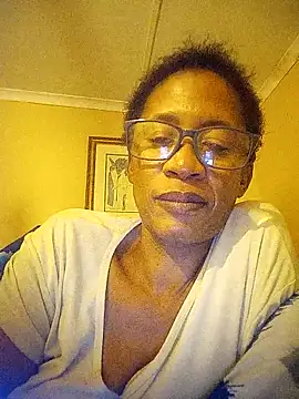 Snapshot of bustybillies chatting on March 24, 6:35 pm bustybillies online show from March 24, 6:35 pm