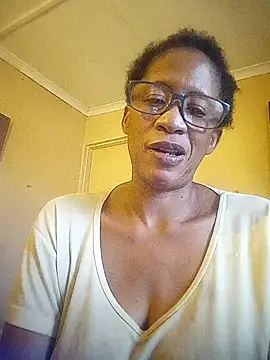 Snapshot of bustybillies chatting on March 25, 3:29 pm bustybillies online show from March 25, 3:29 pm