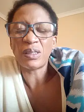 Snapshot of bustybillies chatting on April 15, 12:23 pm bustybillies online show from April 15, 12:23 pm