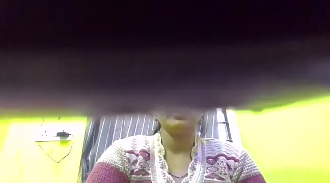 CUTYHINA 001 online show from December 9, 10:32 am