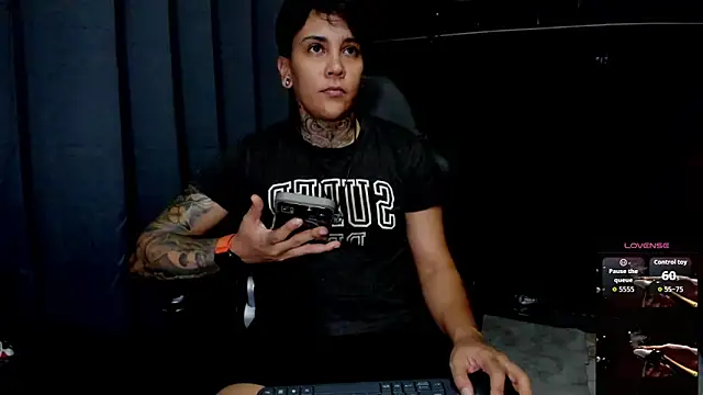 ZhoeStrong online show from November 21, 8:51 pm