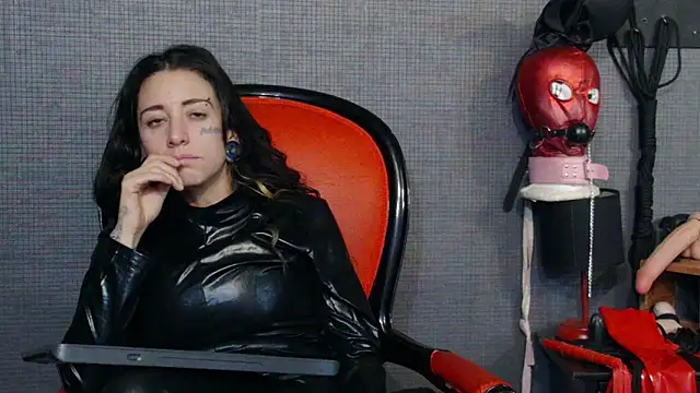 LusstCruella online show from March 4, 6:50 pm