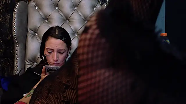Snapshot of LusstCruella chatting on May 16, 12:29 am LusstCruella online show from May 16, 12:29 am