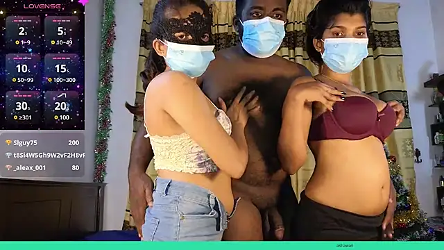Snapshot of Queen_ashawary chatting on December 7, 8:05 pm Queen ashawary online show from December 7, 8:05 pm