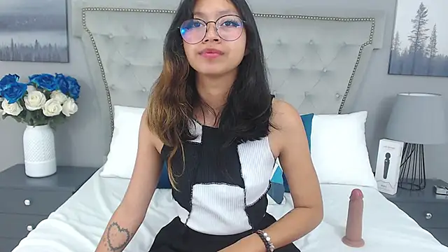 Yommi Winx online show from January 14, 12:54 am