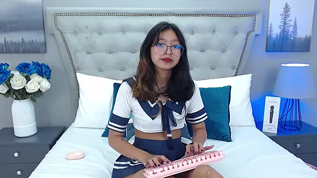 Yommi Winx online show from January 15, 1:34 am