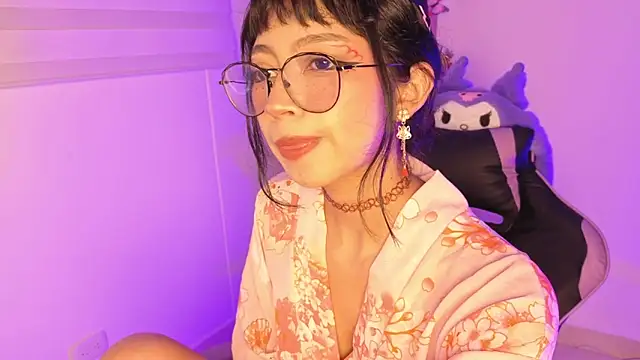 Yommi Winx online show from April 5, 3:36 am