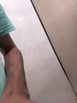 Snapshot of SinfulSensation chatting on February 1, 9:11 am SinfulSensation online show from February 1, 9:11 am