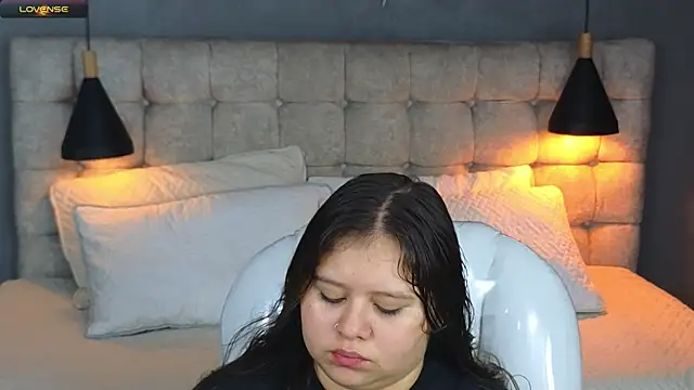 Laia and Aloby online show from November 20, 10:09 pm