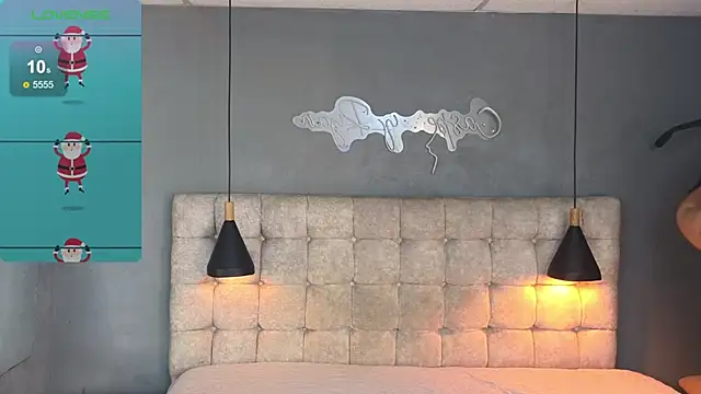 Laia and Aloby online show from December 3, 10:08 pm