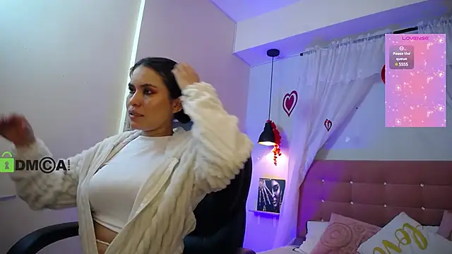 natasha  jackson online show from March 1, 1:07 pm