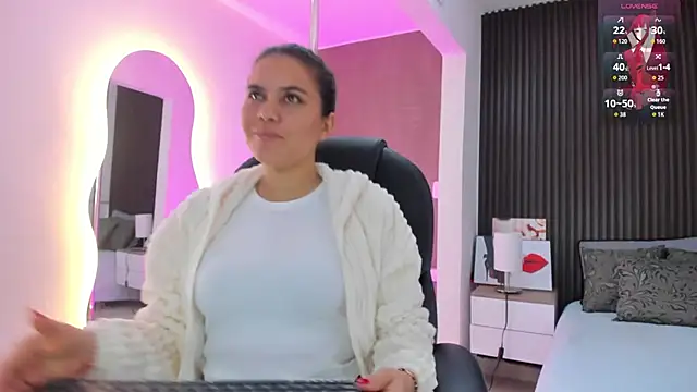 natasha  jackson online show from January 13, 2:33 pm