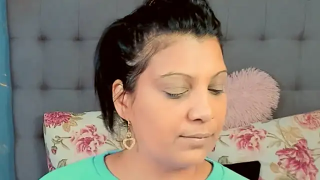 AmyCubes online show from March 4, 1:12 am