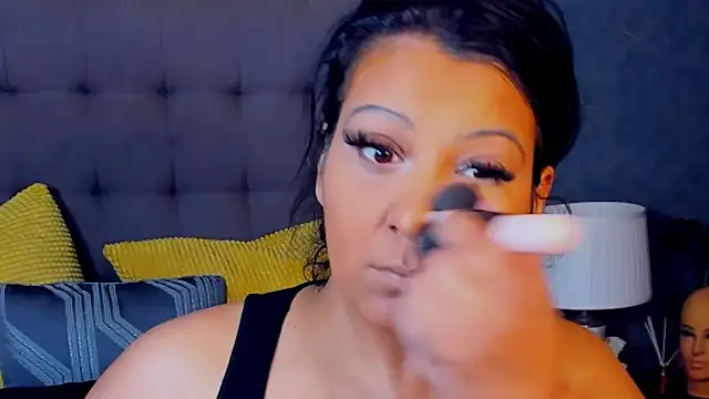 AmyCubes online show from February 8, 4:49 am