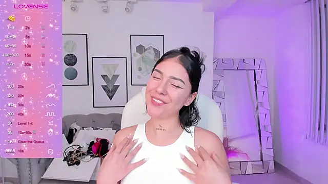 Snapshot of kendaall_jenner_ chatting on January 20, 4:10 am kendaall jenner  online show from January 20, 4:10 am