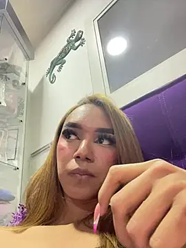 Snapshot of Nikol_Rang__ chatting on January 14, 7:38 am Nikol Rang online show from January 14, 7:38 am