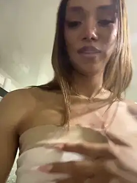 Snapshot of Nikol_Rang__ chatting on March 2, 7:10 am Nikol Rang online show from March 2, 7:10 am