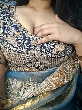 Snapshot of Rina777o chatting on April 22, 1:41 am Rina777o online show from April 22, 1:41 am