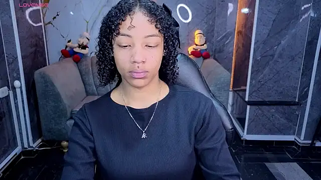 Violeth b online show from April 13, 1:05 pm