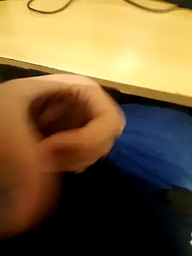 Snapshot of Gauchogg20 chatting on December 22, 8:06 pm Gauchogg20 online show from December 22, 8:06 pm