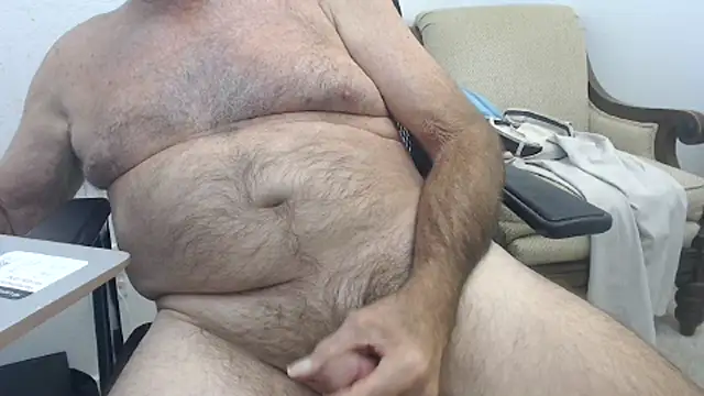 Snapshot of hornysailor3 chatting on July 29, 10:24 am hornysailor3 online show from July 29, 10:24 am