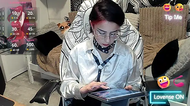 LisandreLaVenale online show from February 24, 9:20 pm