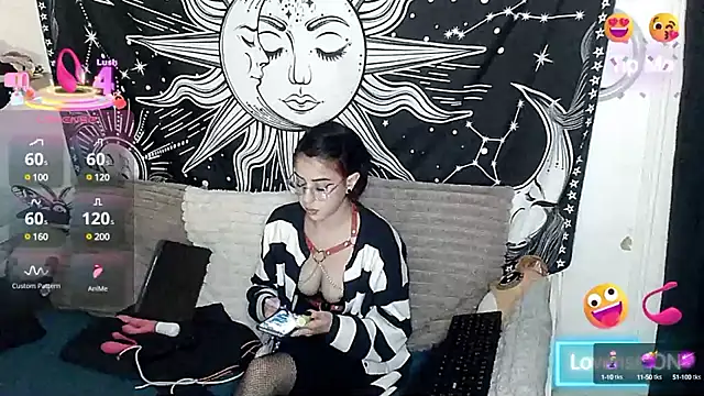 LisandreLaVenale online show from March 16, 8:00 pm