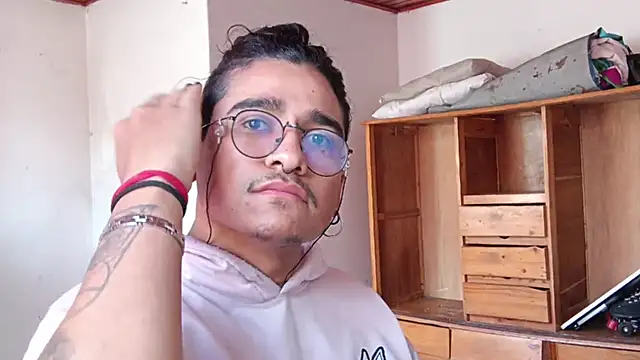   JaviJavi online show from July 13, 2:31 pm