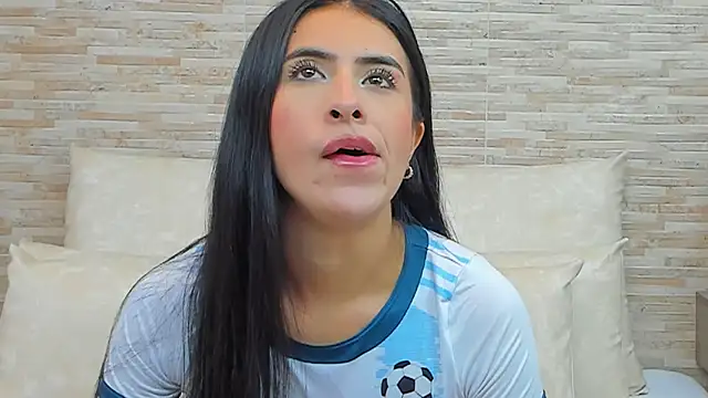 IssabellaLopez online show from March 1, 12:23 pm