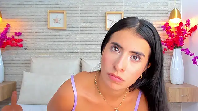 IssabellaLopez online show from September 13, 12:10 am