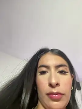 IssabellaLopez online show from June 25, 6:01 pm