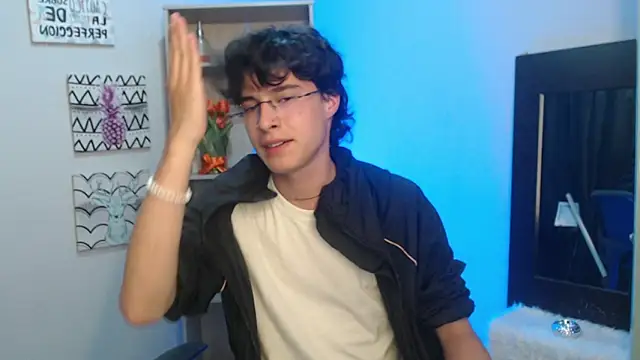 Snapshot of Jeam_hot chatting on January 21, 9:46 pm Jeam hot online show from January 21, 9:46 pm