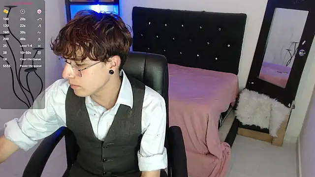 Snapshot of Jeam_hot chatting on September 15, 9:15 pm Jeam hot online show from September 15, 9:15 pm