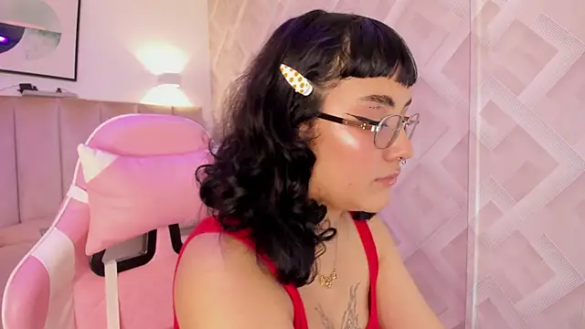 Haru Bonny online show from February 13, 8:05 pm