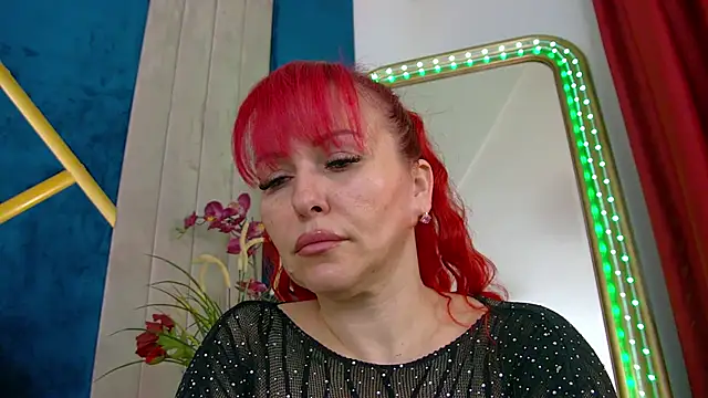 Foxxxy MILF online show from February 27, 4:56 am