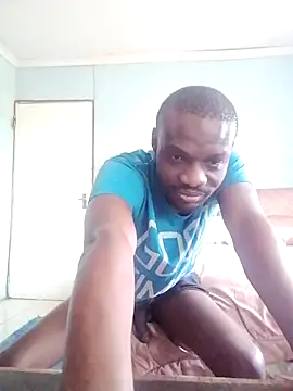 Snapshot of Izifebe chatting on June 2, 7:54 am Izifebe online show from June 2, 7:54 am