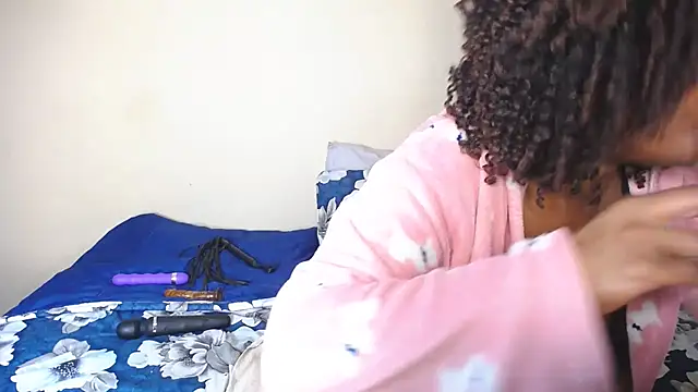 2Sweetysmile online show from September 30, 9:25 am